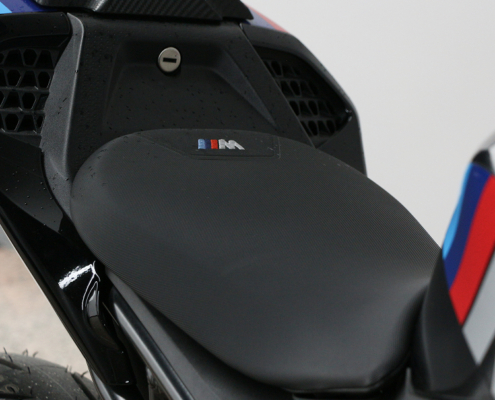 M1000RR-3