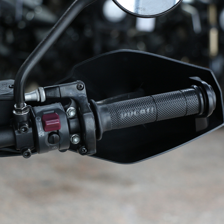 DUCATISCRAMBLER-5
