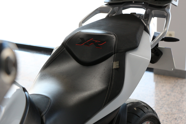 S1000XR