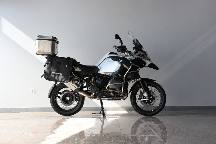 R1200GSA-9
