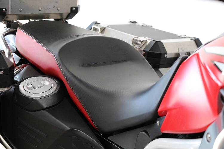 BMWF800GSA-1